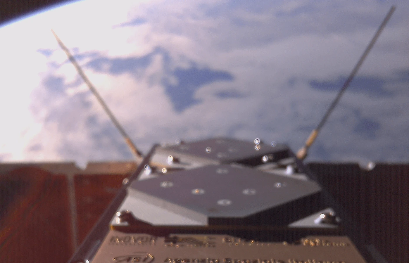 SpIRIT onboard hardware operating above Earth
